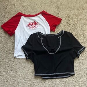 2 cropped tshirts